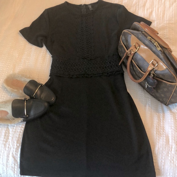 Dresses & Skirts - Detailed Black Dress